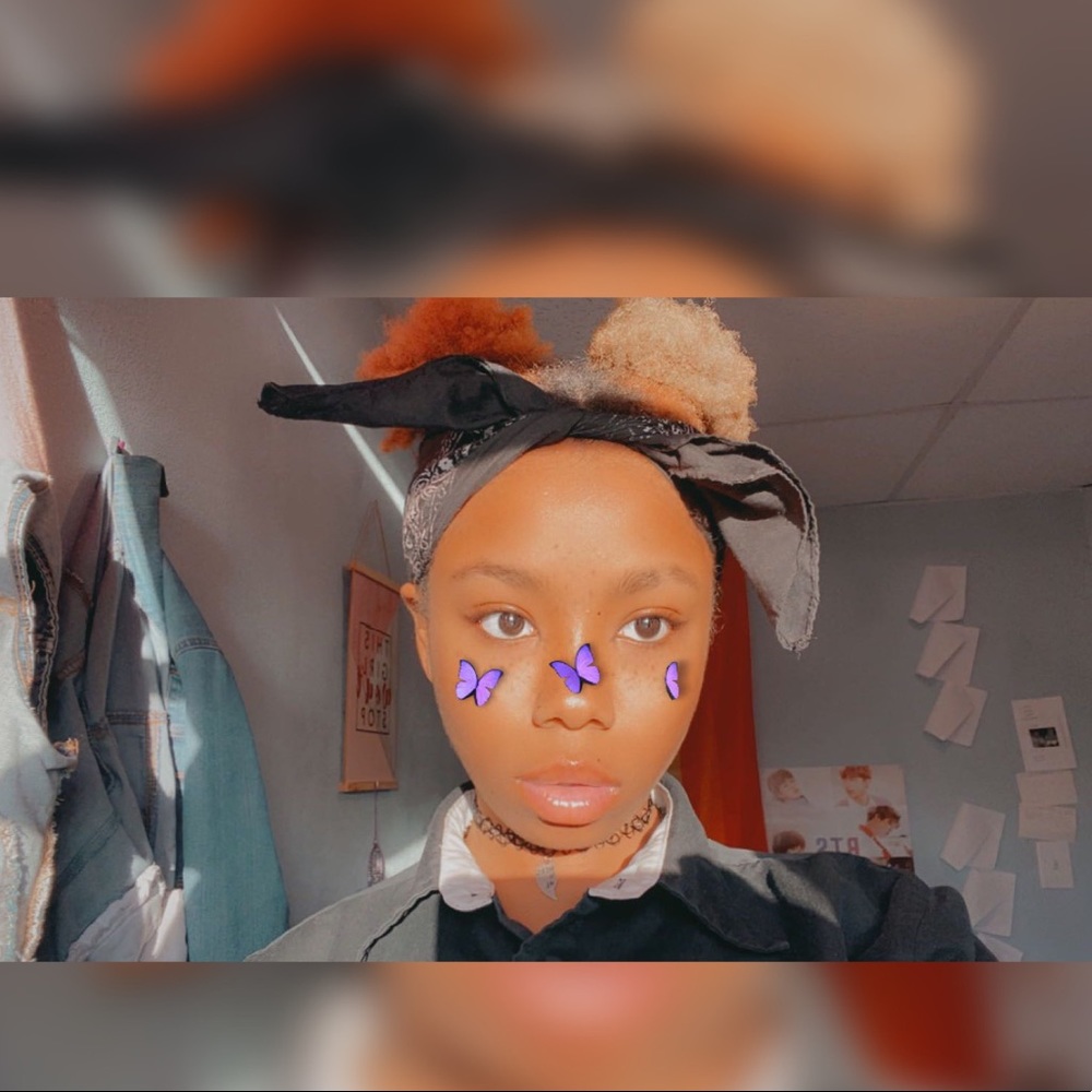 Meet your Posher, Mo’nay